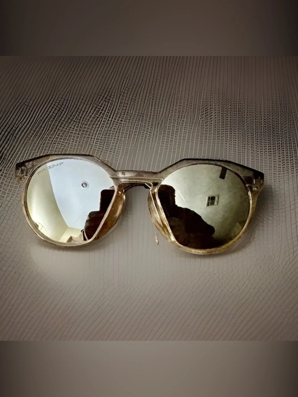 Oakley description brand